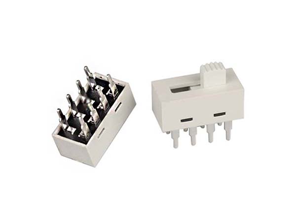 {三檔開關(guān) SS-23H30 塑膠直插 撥動開關(guān) width=